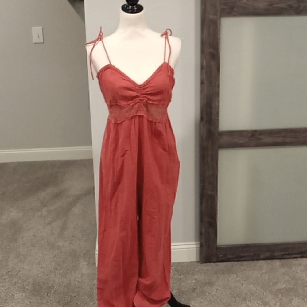 Urban Outfitters BDG Tilly lace, illusion waist wide leg jumpsuit size M… - Picture 4 of 6